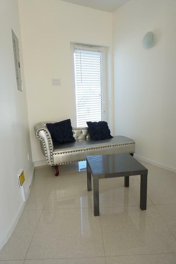 Self Contained Apartment With Private Kitchen Higher Heights, Barbados Christ Church Ngoại thất bức ảnh